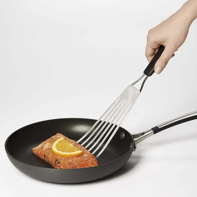 ملعقة مساعدة في القلي